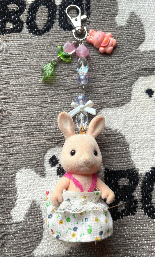 Floral bunny keyring
